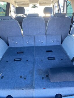 Ford S-Max 2.0 107kw 7.místné - 13