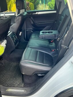 VW Touareg 3.0 R-Line, 4x4, kůže, TOP výbava - 13
