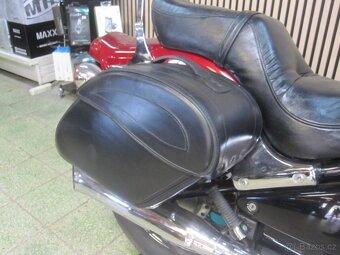 Kawasaki VN 800 - 13