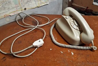 Funkční pevný telefon Siemens-Halske, rok 1954 - 13