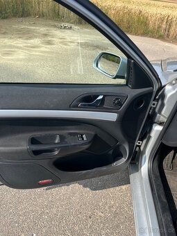 Škoda Octavia 1,9TDI DSG COMBI - 13