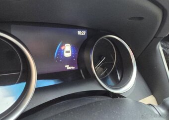 Toyota Camry 2.5-HYBRID-1.MAJITEL-DPH - 13