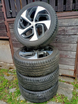 Hyundai Tucson 2.0 CRDi, 4x4, automat - 13