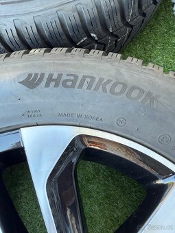 Volkswagen Tiguan II - TOP ZIMNÍ SADA 235/55 R17 ORIGINÁL - 13