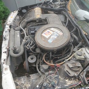 Mercedes  w 201 190e R.v 83 - 13