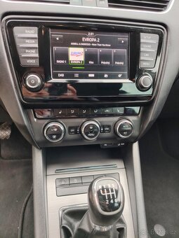Octavia 3 2.0TDI 110kW-JOY-bohatá výbava,1.majitel - 13