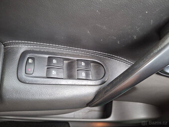 Renault Megane Scenic 2 1,5dci manuál 6g nová STK - 13