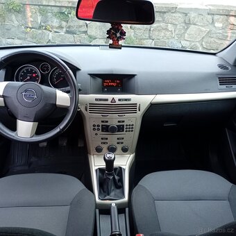 Opel Astra h 1.6 85kw - 13