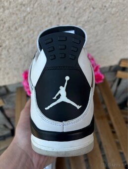 Jordan 4 Military Black - 13