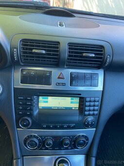 Mercedes Benz W203 320 CDI Avantgarde - 13