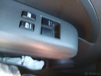 Prodám Suzuki Splasch 1.0 50kw 4/2010 - 13