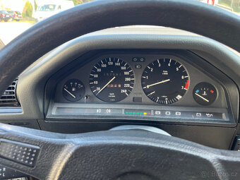 BMW  E30  316 i  75 Kw AUTOMAT - 13