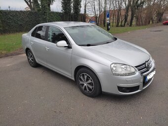 Prodám WV Jetta 1.6 benzín 85Kw - 13
