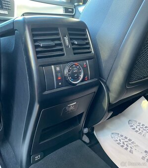 Mercedes Benz ML350 - 13