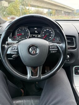 Volkswagen Touareg - 13
