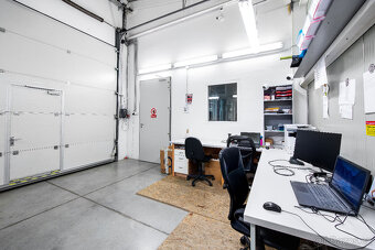Pronájem haly 600 m² + kanceláře 250 m² – Hluk - 13