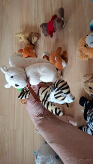 Set 16 ks plyšáků, cena celkem - 13