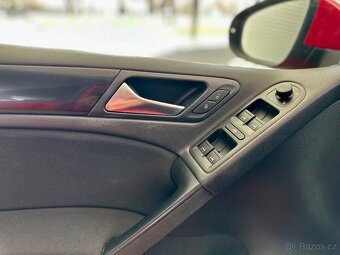 Golf 6 1.6 nafta, manuál - 13