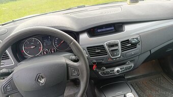 Renault Laguna lll 2.0dci kombi - 13