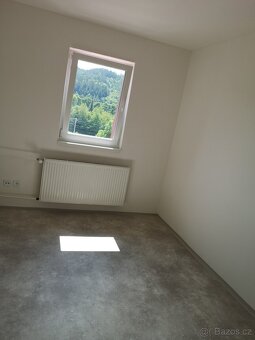 Pronájem, prostorný byt 2+1, 65 m² Vsetín - 13