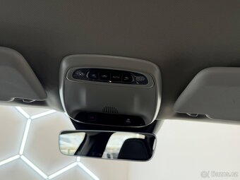 Volvo V40,  2.0 D2, 88kW, AUTOMAT - 13