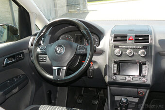 VW TOURAN CROSS 1.4TSI, XENONY, 7-MÍST, ALU., NOVÉ ROZVODY - 13