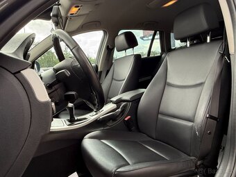 BMW 318D 2.0 2010 - 13