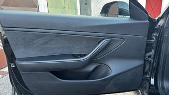 Tesla Model 3 Long Range - 13