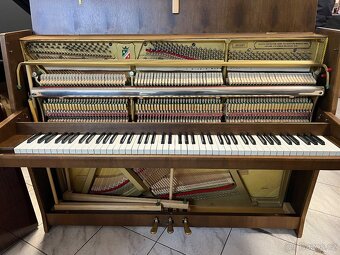 Petrof 105 se zárukou 2 roky dopravou 100 km. - 13