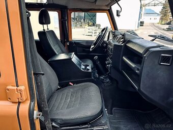 Land Rover Defender 110 2.4 SW SE - 13