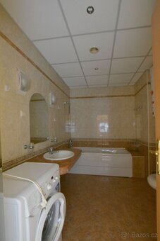 APARTMÁN 2+kk (84 m²) - 13