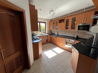 Prodej RD (4+1/3kk), bazén, 1 306m2 pozemek, Zaječice u Chru - 13