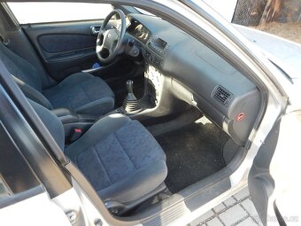 TOYOTA Corolla 1.4 VVTi, KLIMA - 13