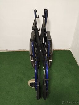 Mechanický invalidní vozík XXL, TOP STAV - 13