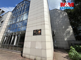 Pronájem kancelářského prostoru,61m², Třinec, ul.nám.Svobody - 13