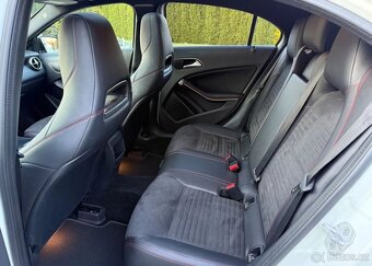 Mercedes-Benz Klasa A 220 4-Matic AMG Line - 13