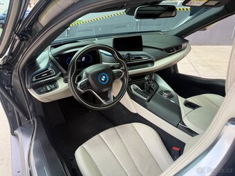 BMW I8 - 13