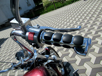 Suzuki VS 1400 Intruder - 13