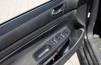 Volkswagen Golf Variant 1.9 TDI Sportline - 13
