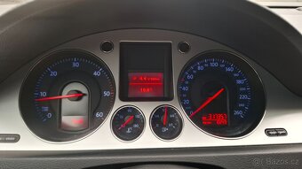 VW Passat Variant 2.0 TDi 125 kW, common rail ČR, garáž - 13
