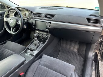 ŠKODA SUPERB 3 combi 2.0 tdi 140kw manuál webasto alcantara - 13