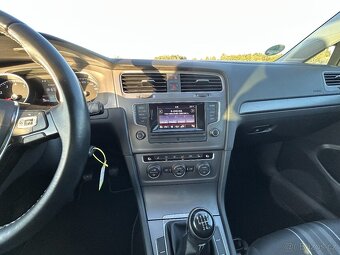 Prodám VW Golf 7 LOUNGE 1,2 TSI - 13