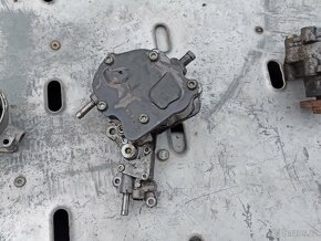 PŘÍSLUŠENSTVÍ MOTORU - VW 1.9 TDi 74kW, typ AXR - 13