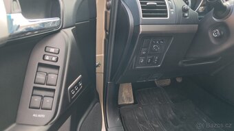 Land Cruiser 150, 83tkm, 2015, EXECUTIVE hněd.metal. - 13