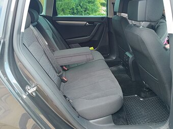 Passat 2.0 TDI-Comfort  - knížka - klima - Nelakováno - 13