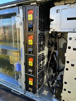 Server Lenovo x3500 m5 - 13