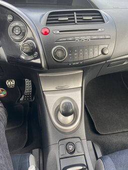Honda Civic 1.8 VTEC 103 kw - 13