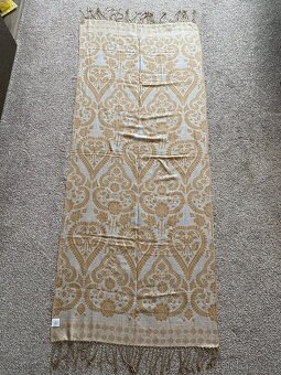 Velký dámský šátek se vzorem - akryl - 13