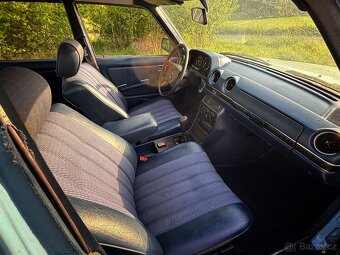 Mercedes w123 300D piano - 13