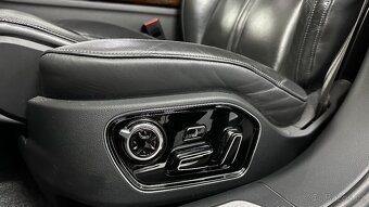 AUDI A8, V8 4.2 / ZACHOVALÝ STAV / TOP VÝBAVA - 13